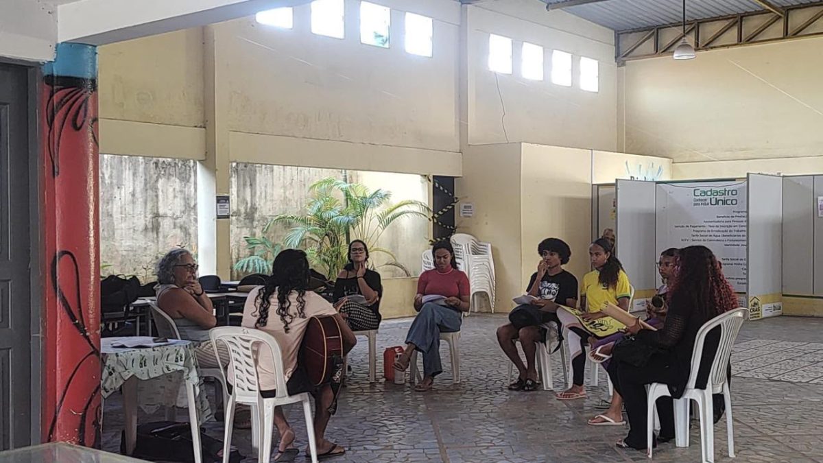 Projeto do Teatro Popular de Ilhéus promove formação teatral gratuita na comunidade do Novo Couto