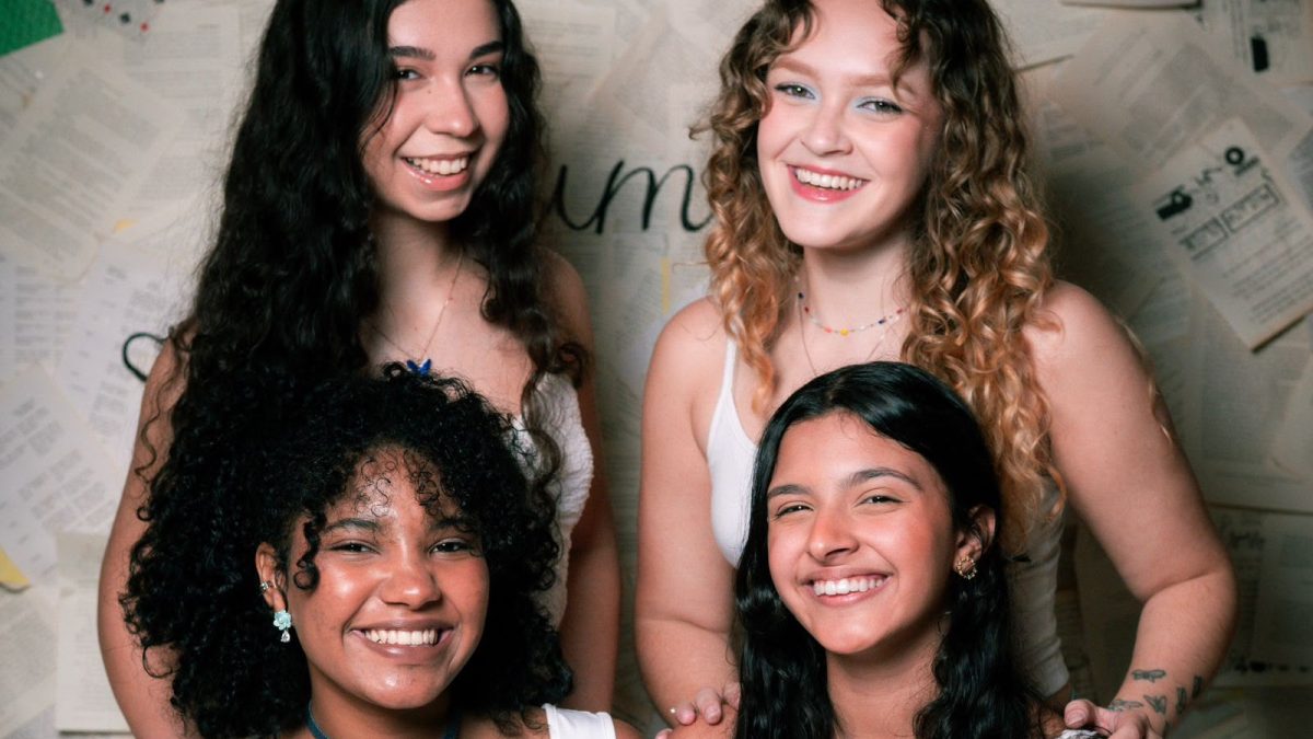 Versão contemporânea do clássico Cinderella cumpre temporada no Rio de Janeiro