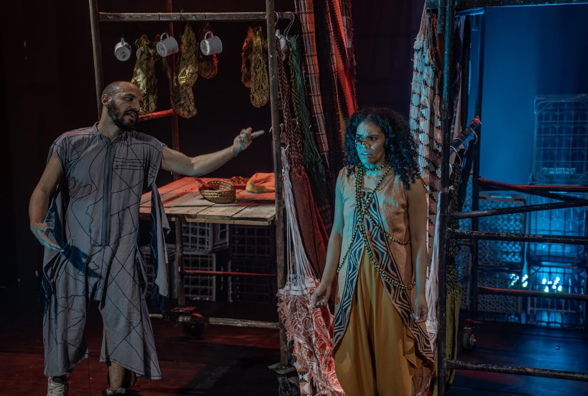 Festival de Teatro da Amazônia leva três espetáculos gratuitos ao Centro Histórico de Manaus nesta quinta-feira (8).