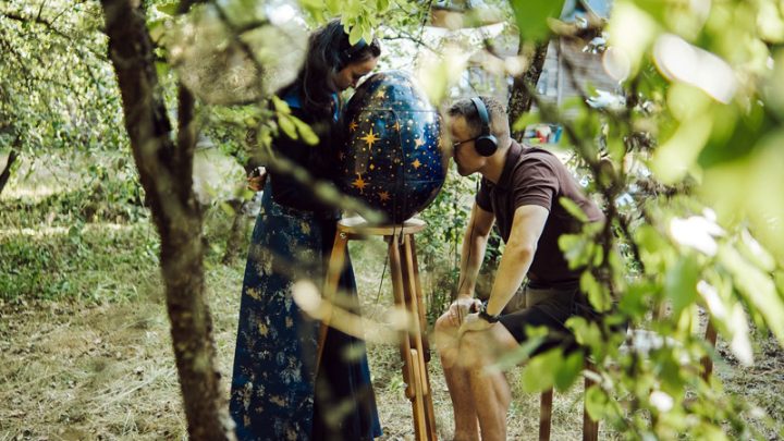 De 5 a 22 de outubro, Curitiba recebe a terceira edição da Bienal de Teatro Lambe-Lambe com apresentações de 20 espetáculos em diferentes