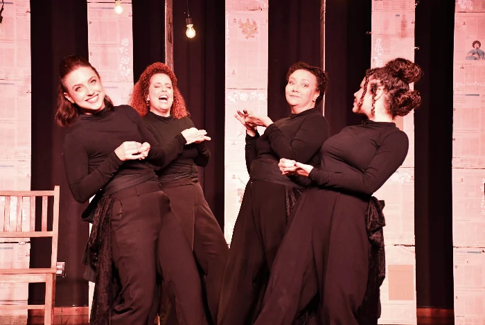 O XX Festival de Teatro de Resende (FESTER) leva 11 espetáculos gratuitos ao Teatro Salesiano, no Jardim Jalisco, de 1º a 7 de novembro de 2026.